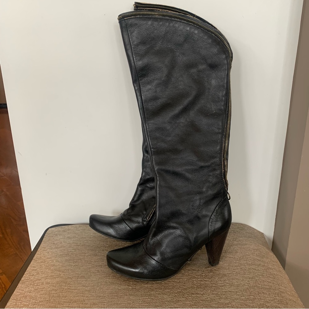 Rare Fly Girl Black Leather Heeled Boots